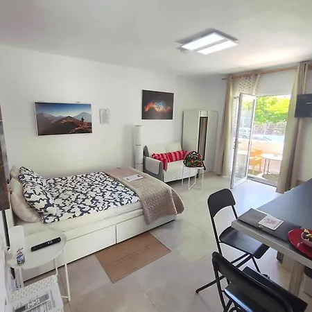 Fantastico 1 - Grossem Balkon - Gratis Parkplatz - Klimaanlage - Zentrumsnaehe Und Meernaehe * プエルト・デ・ラ・クルス